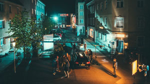 Dreharbeiten bei Nacht in der "Lindenstraße"